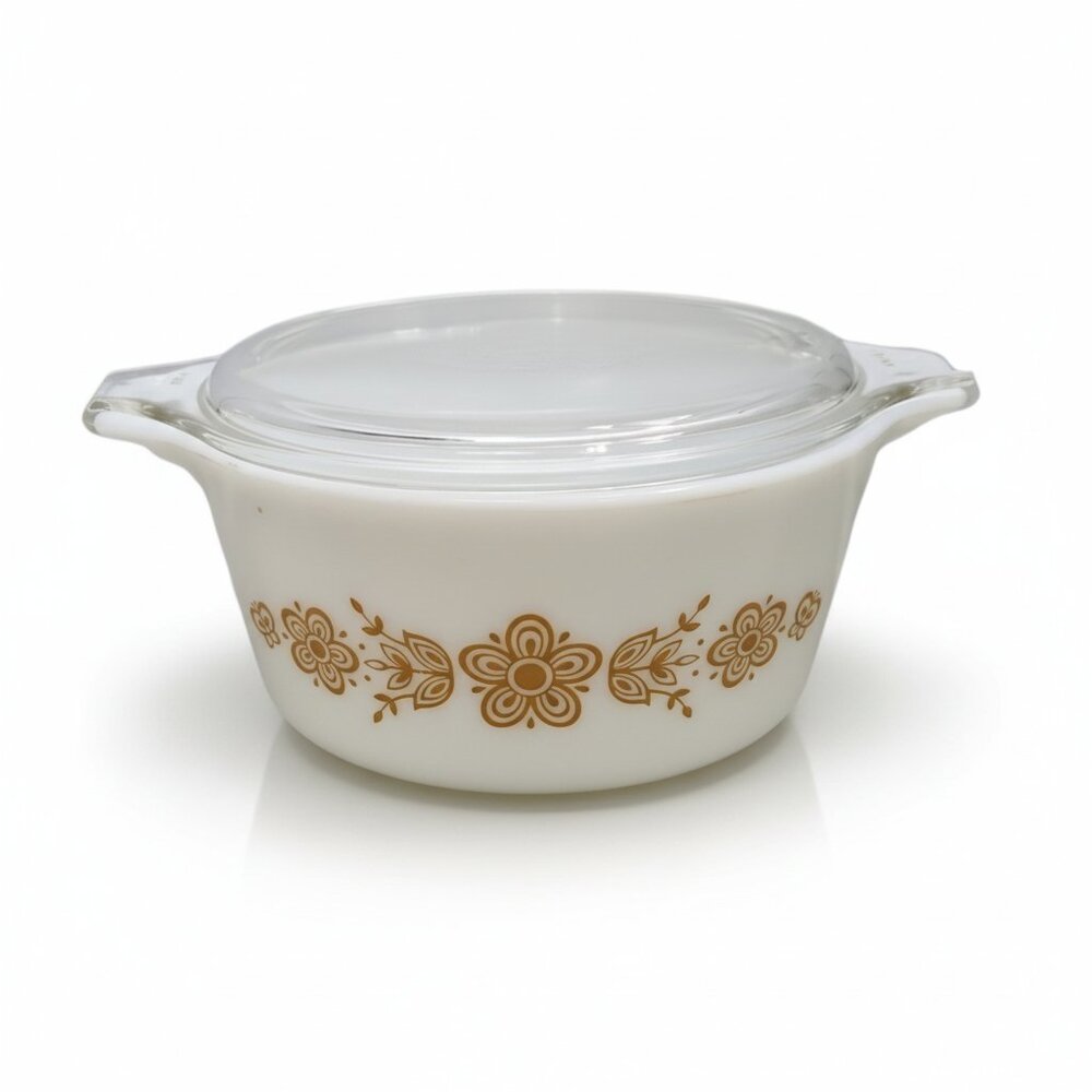 Vintage Pyrex Butterfly Gold Round Casserole Dish with Lid - Picture 11 of 11